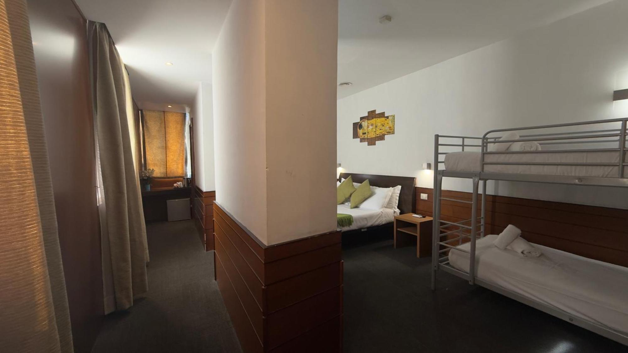 Romalive Hotel Экстерьер фото
