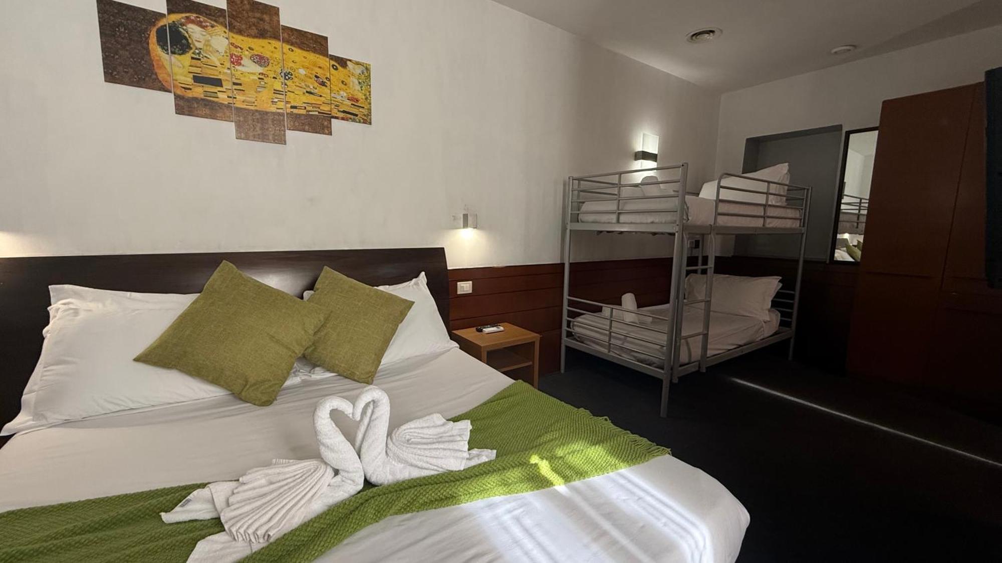 Romalive Hotel Экстерьер фото